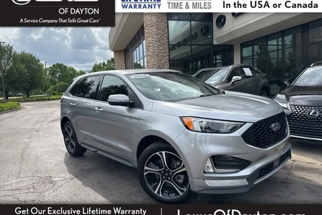 2022 Ford Edge ST photo 1