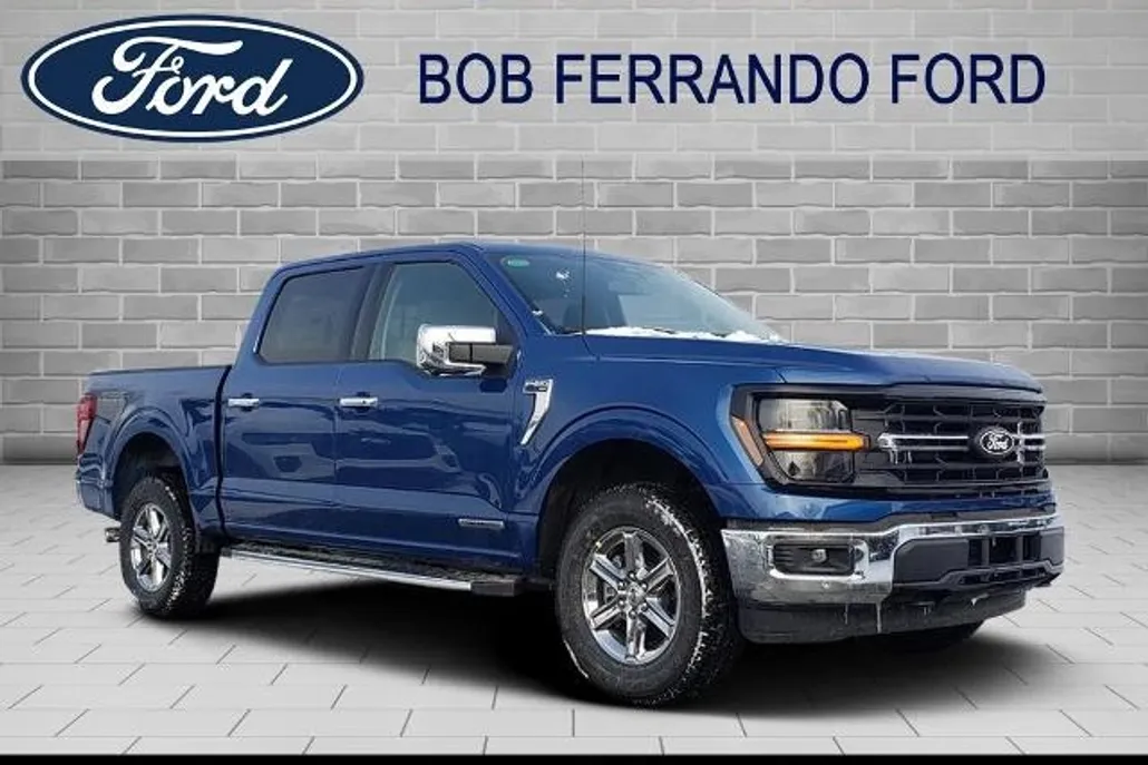 2025 Ford F-150 XLT photo 1