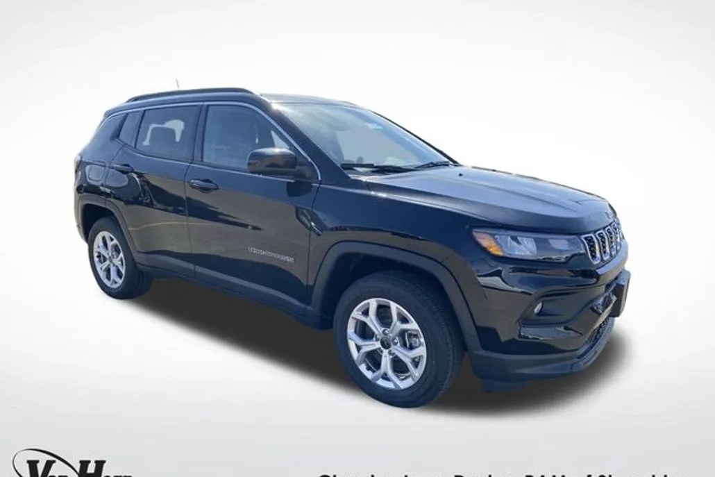 2025 Jeep Compass Latitude photo 1