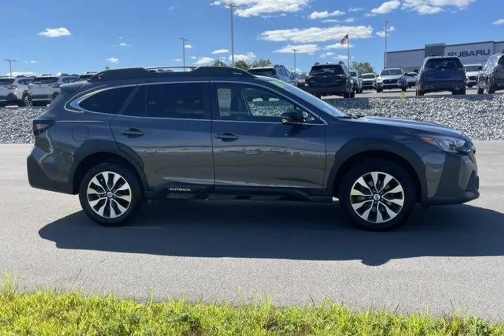 2024 Subaru Outback Limited XT photo 1
