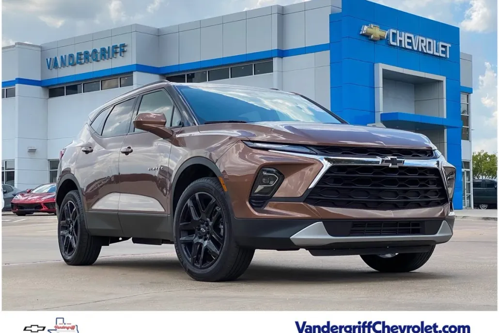 2023 Chevrolet Blazer 2LT photo 1