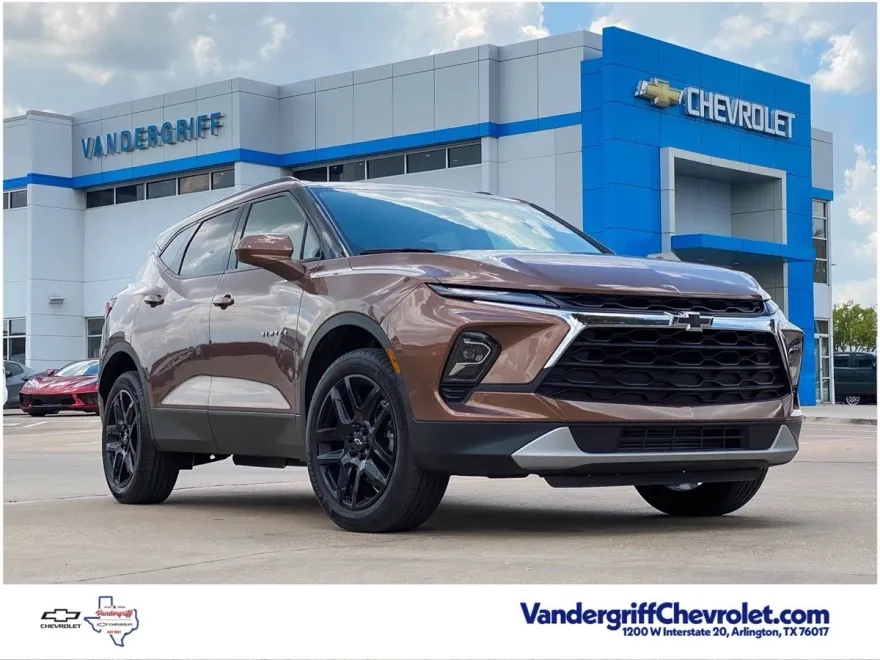 2023 Chevrolet Blazer 2LT photo 1