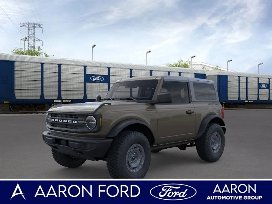 2025 Ford Bronco Base photo 1