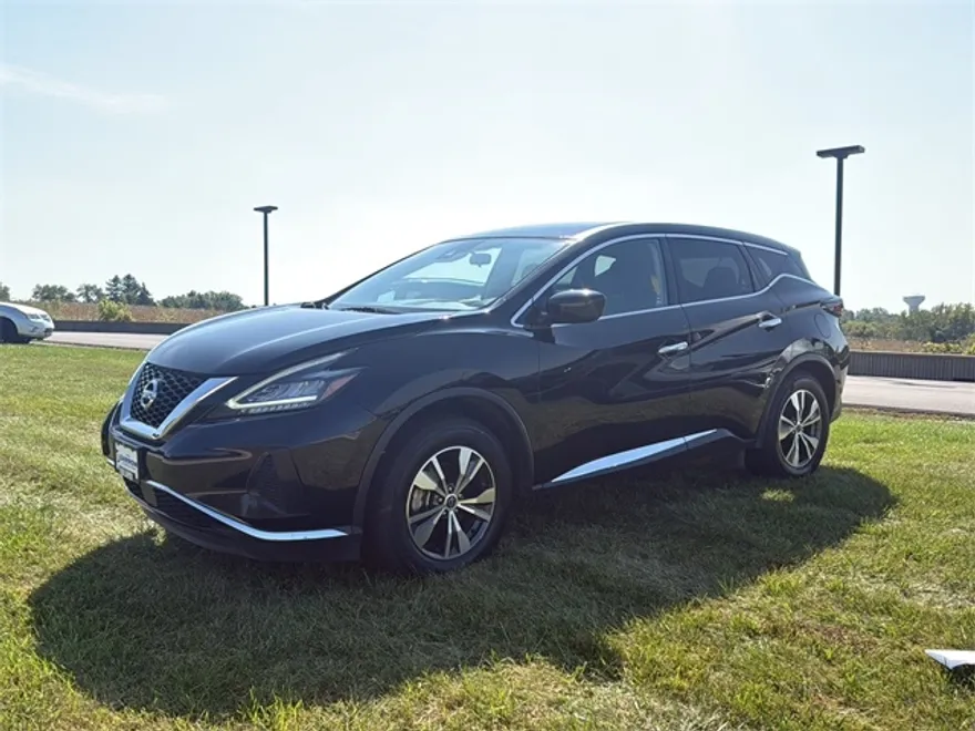 2023 Nissan Murano S photo 1