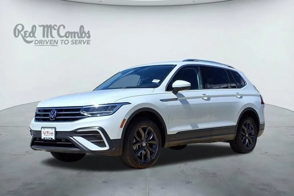 2024 Volkswagen Tiguan SE Wolfsburg Edition photo 1