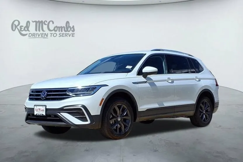 2024 Volkswagen Tiguan SE Wolfsburg Edition photo 1
