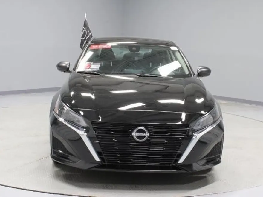 2025 Nissan Altima 2.5 S photo 1