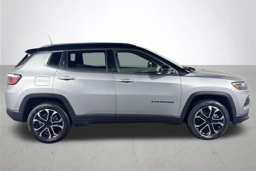 2023 Jeep Compass Limited photo 1