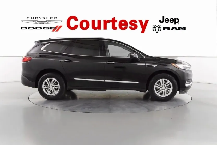 2021 Buick Enclave Essence photo 1