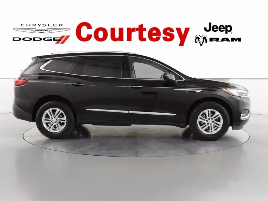 2021 Buick Enclave Essence photo 1