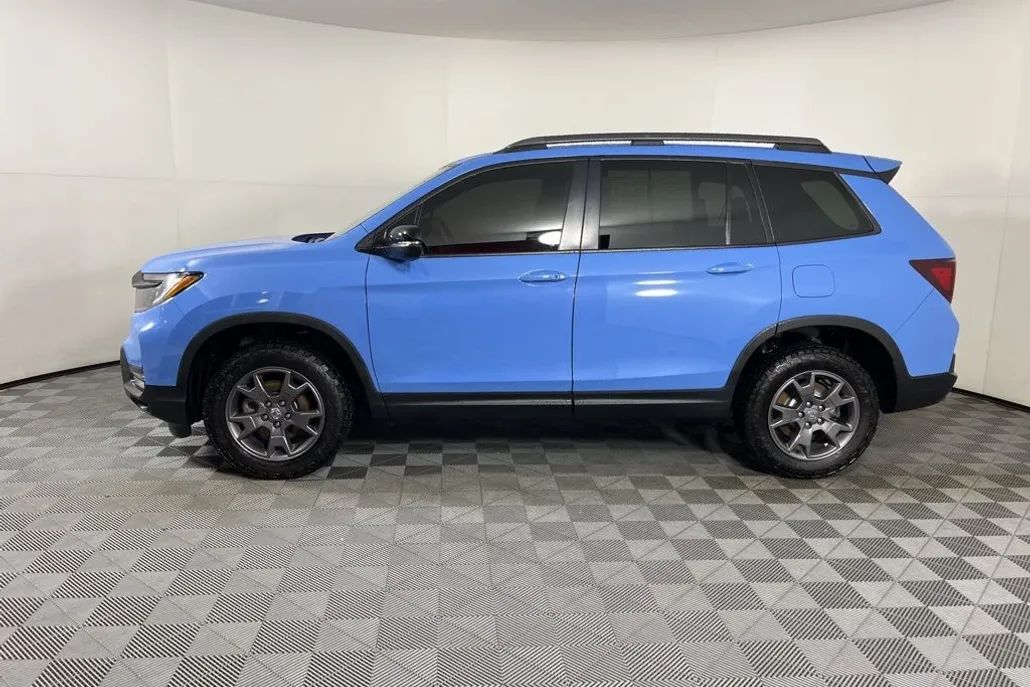 2024 Honda Passport TrailSport photo 1