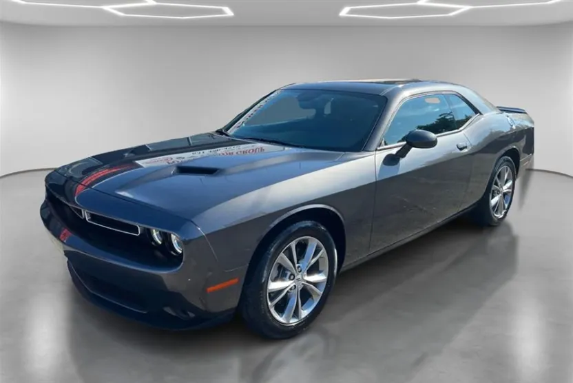2023 Dodge Challenger SXT AWD photo 1