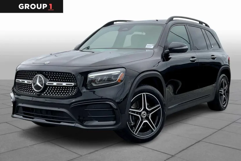 2024 Mercedes Benz GLB 250 photo 1