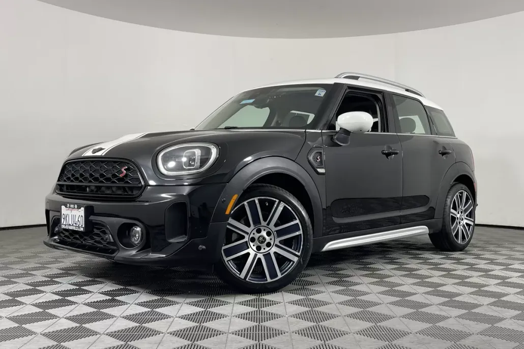 2024 Mini Countryman S ALL4 photo 1