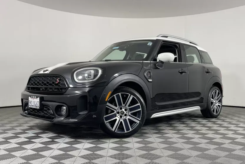 2024 Mini Countryman S ALL4 photo 1