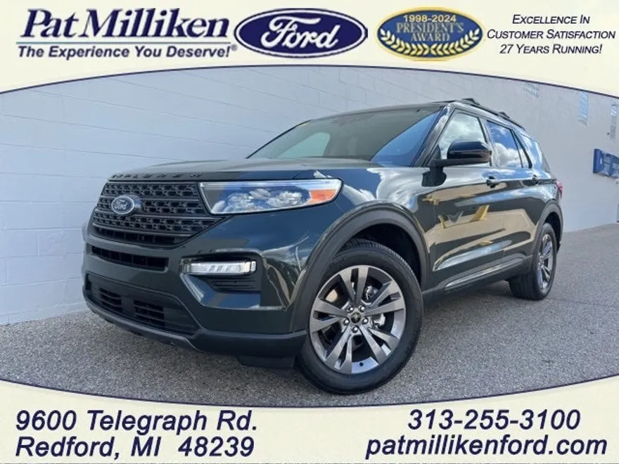 2022 Ford Explorer XLT photo 1