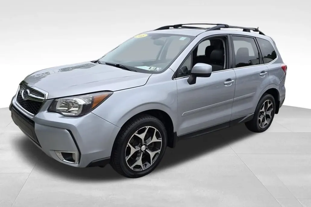 2015 Subaru Forester 2.0XT Premium photo 1
