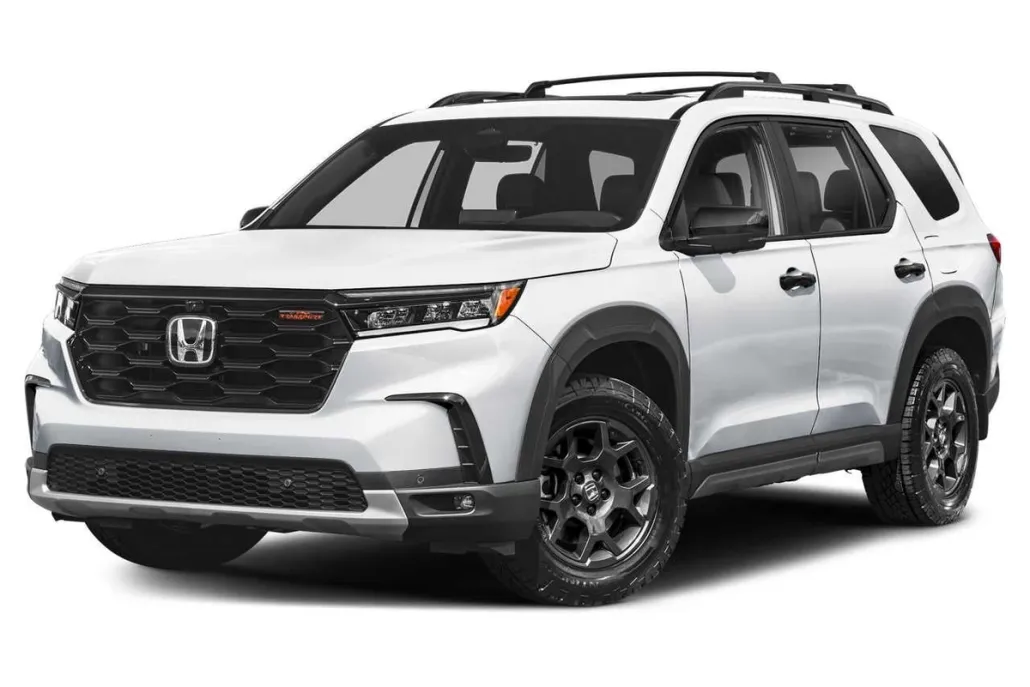 2025 Honda Pilot TrailSport photo 1
