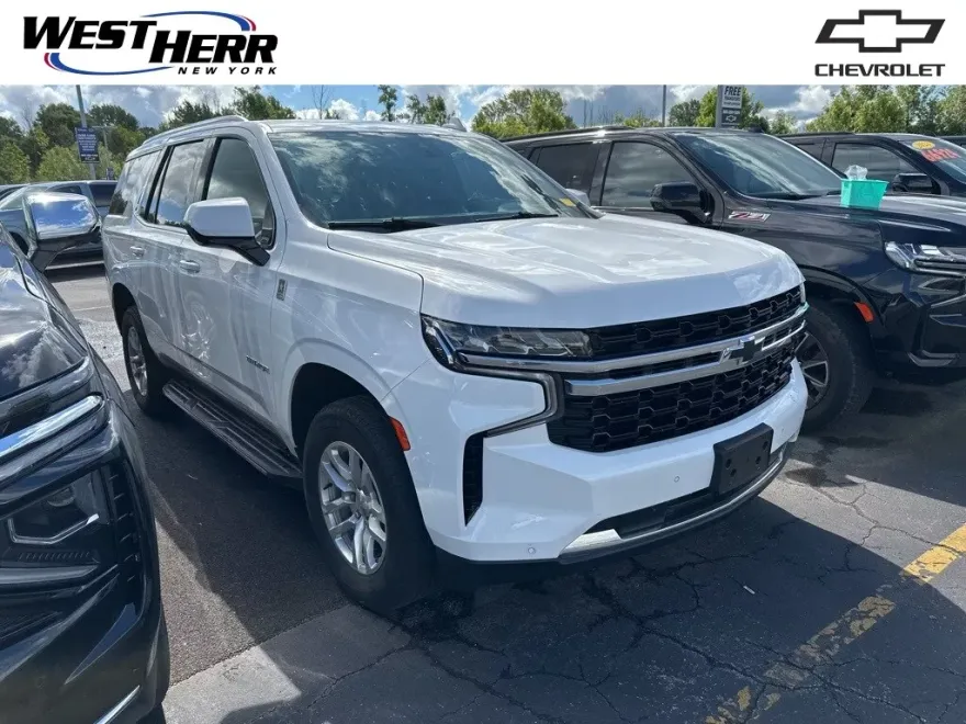 2023 Chevrolet Tahoe LS photo 1