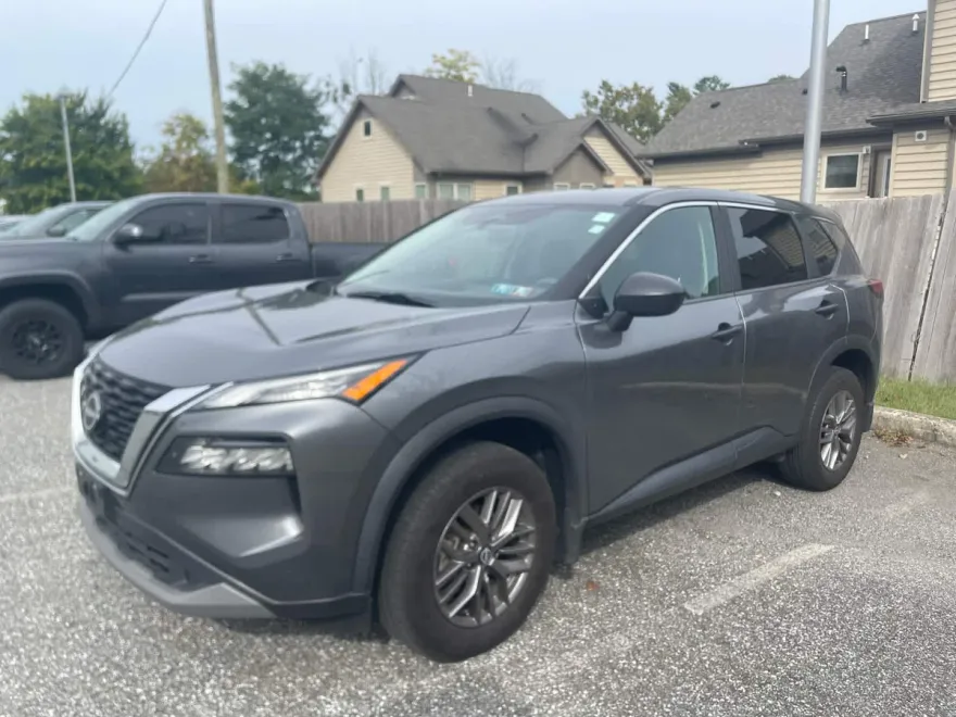 2023 Nissan Rogue S AWD photo 1