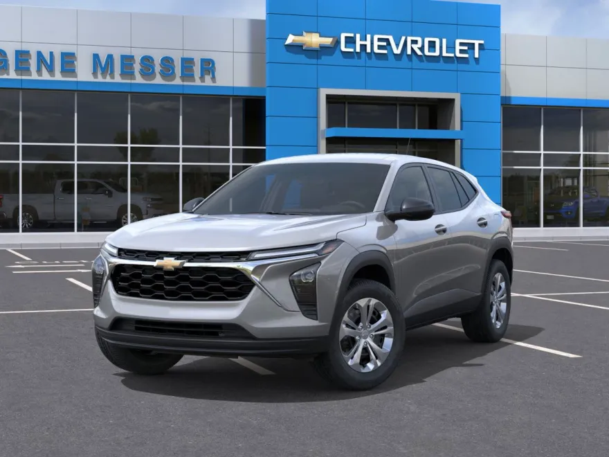 2026 Chevrolet Trax LS photo 1