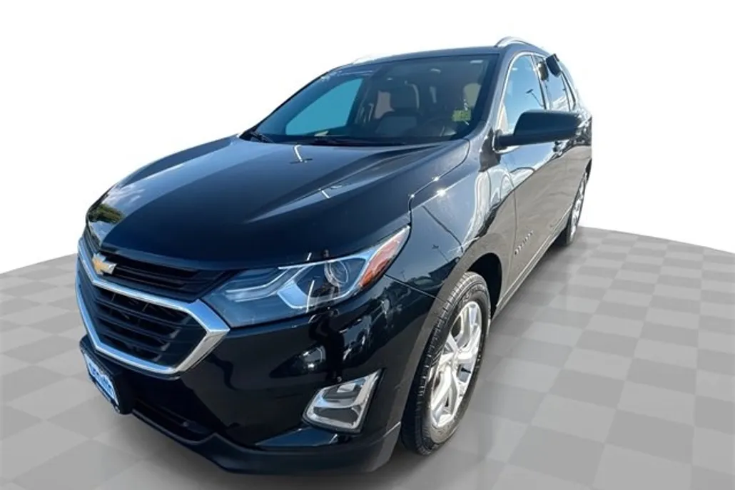 2019 Chevrolet Equinox LT photo 1