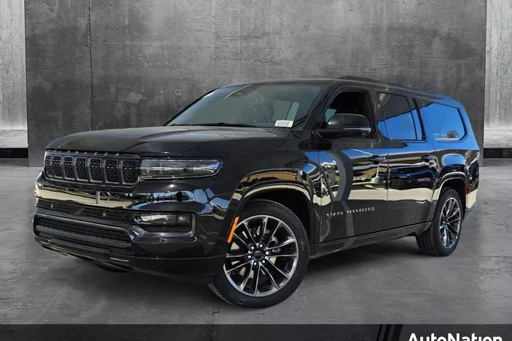 2025 Jeep Grand Wagoneer L II photo 1