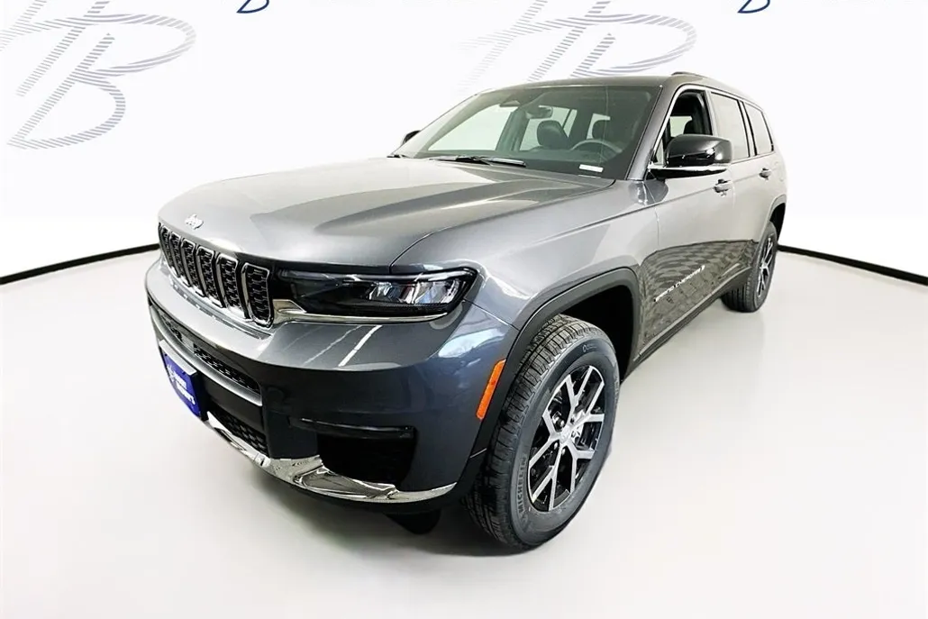 2025 Jeep Grand Cherokee Limited photo 1