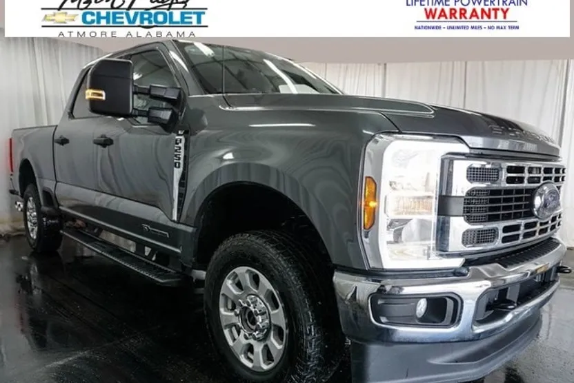 2024 Ford F-250 XLT photo 1