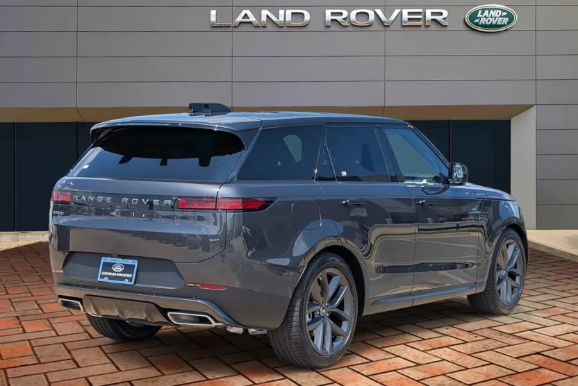 2025 Land Rover Range Rover Sport SE photo 1