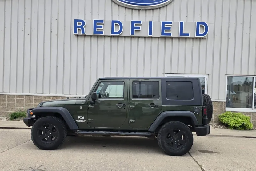 2008 Jeep Wrangler Unlimited X photo 1