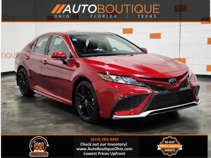 2023 Toyota Camry XSE photo 1