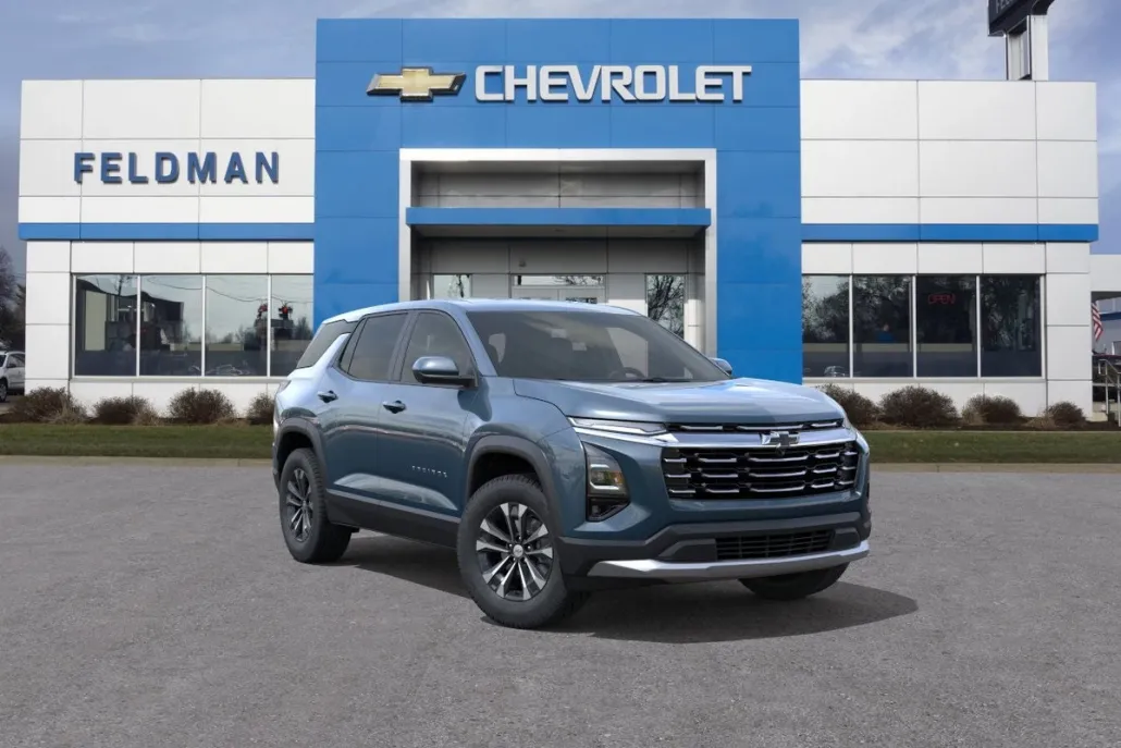 2026 Chevrolet Equinox LT photo 1