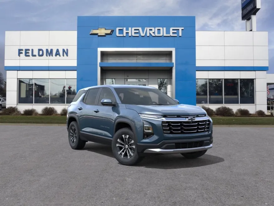 2026 Chevrolet Equinox LT photo 1