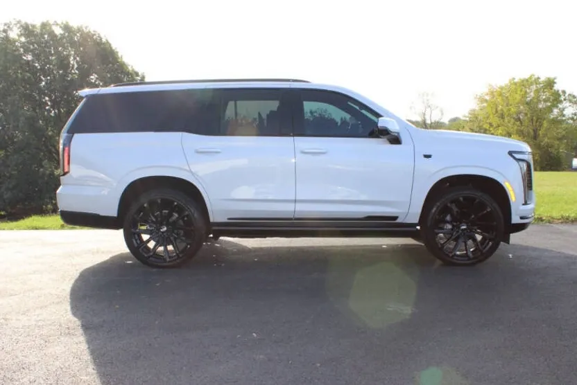 2025 Cadillac Escalade Sport photo 1