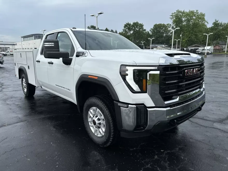 2025 Gmc Sierra 2500 HD Pro photo 1