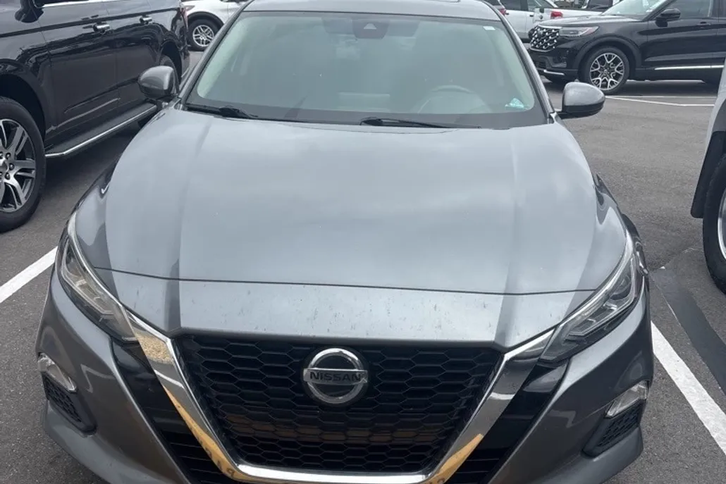 2021 Nissan Altima 2.5 SV photo 1