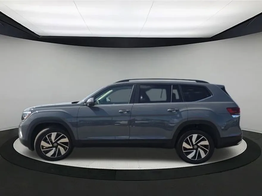 2026 Volkswagen Atlas SE Technology photo 1