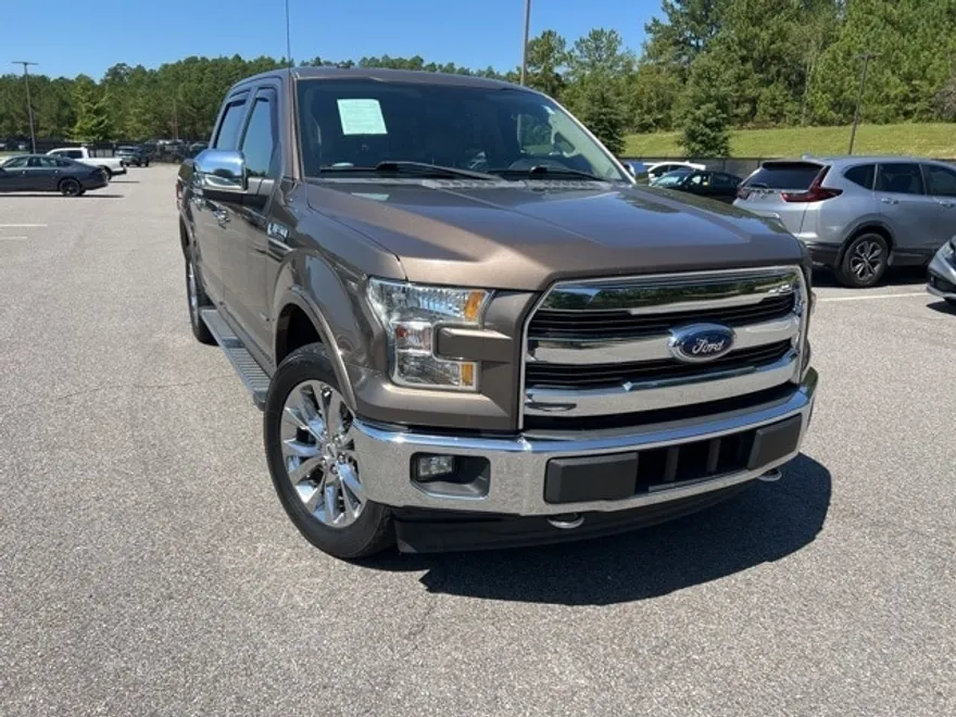 2017 Ford F-150 Lariat photo 1