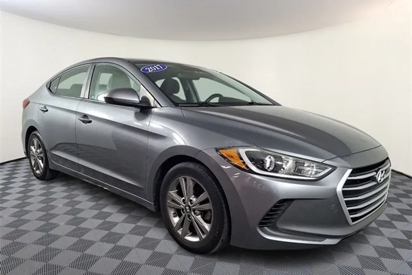 2017 Hyundai Elantra SE photo 1