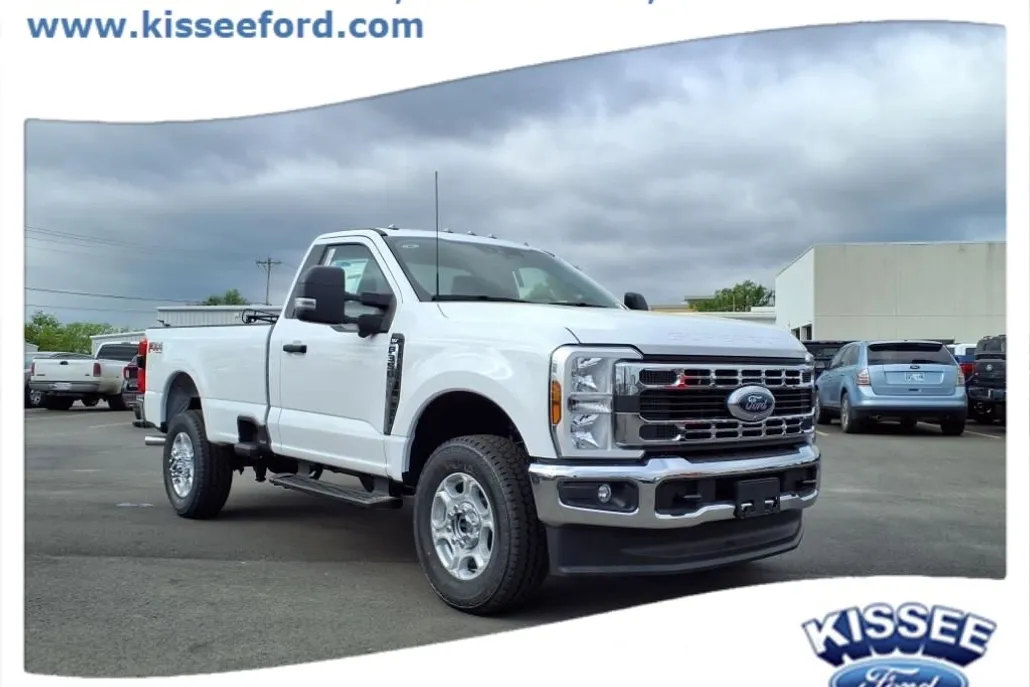 2025 Ford F-350 XLT photo 1