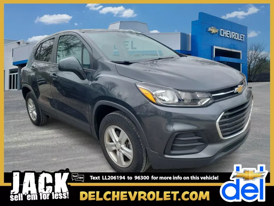 2020 Chevrolet Trax LS photo 1