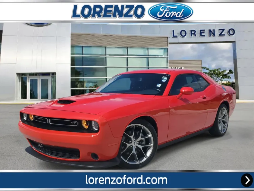 2023 Dodge Challenger GT photo 1