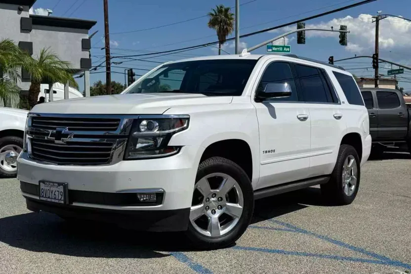 2016 Chevrolet Tahoe LTZ photo 1
