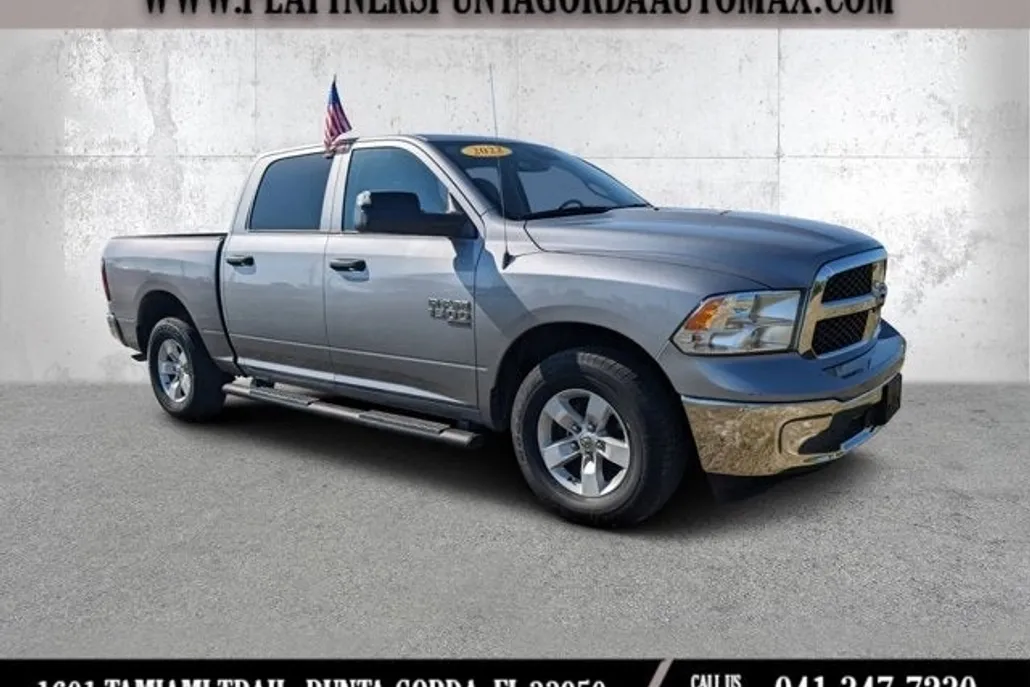 2022 Ram 1500 Classic SLT photo 1