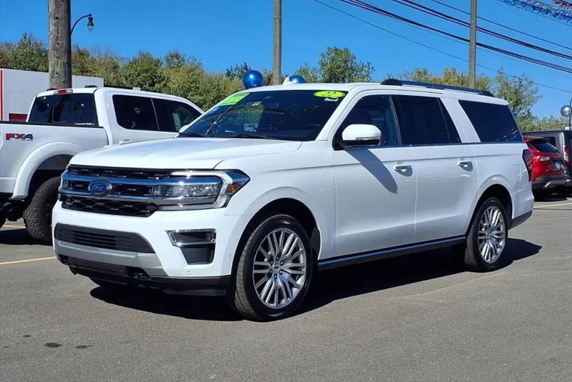 2022 Ford Expedition MAX Limited photo 1