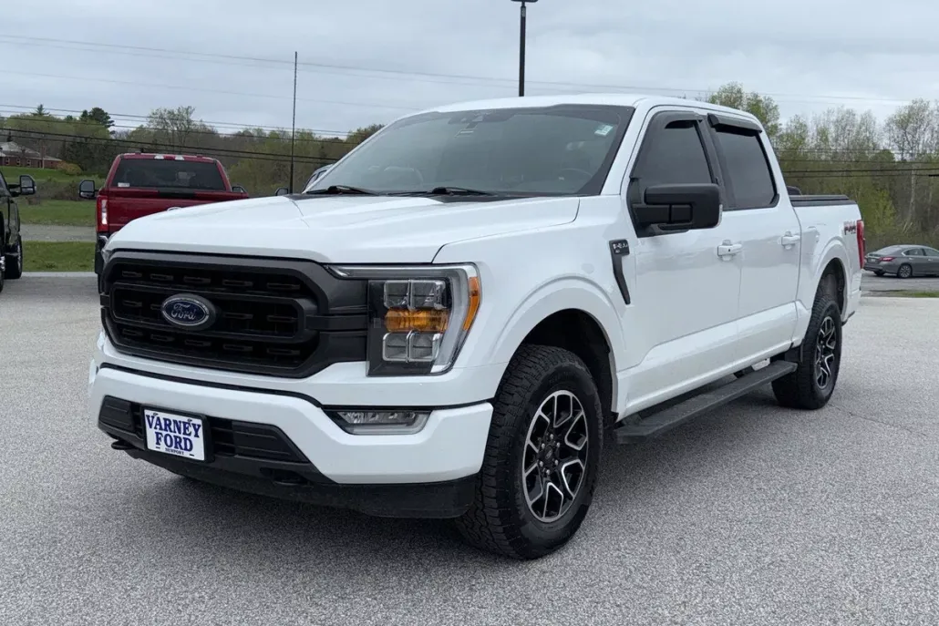 2021 Ford F-150 XLT photo 1