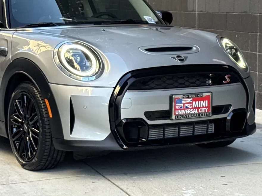 2024 Mini Cooper 2 Door Hardtop S photo 1