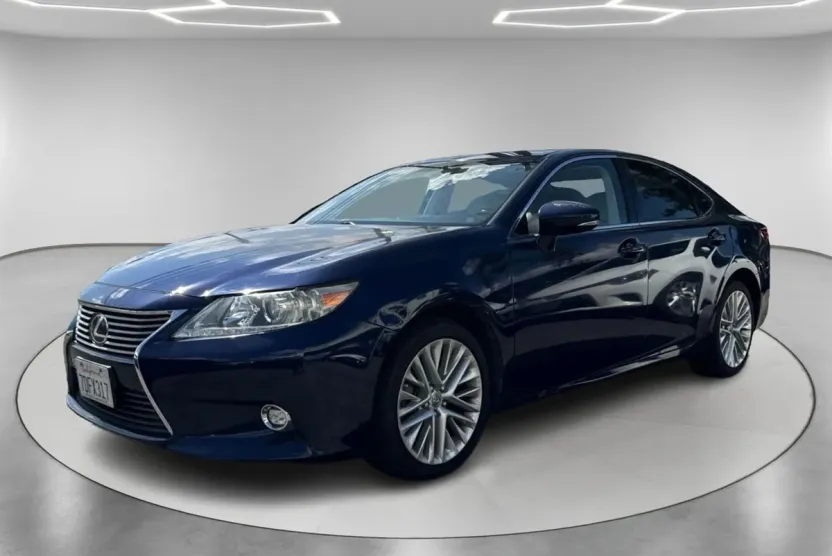 2014 Lexus ES 350 photo 1
