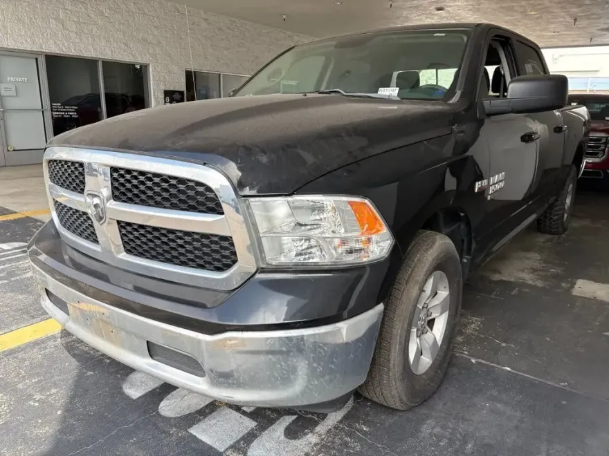 2020 Ram 1500 Classic SLT photo 1